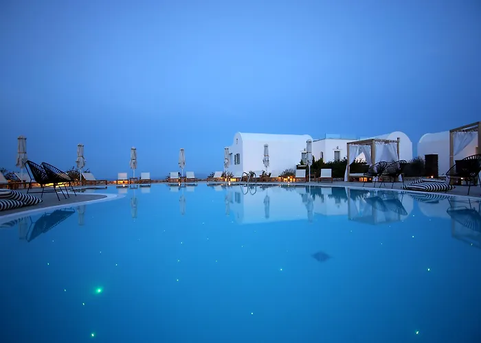 Hôtels cinq étoiles à Fira (Santorini)