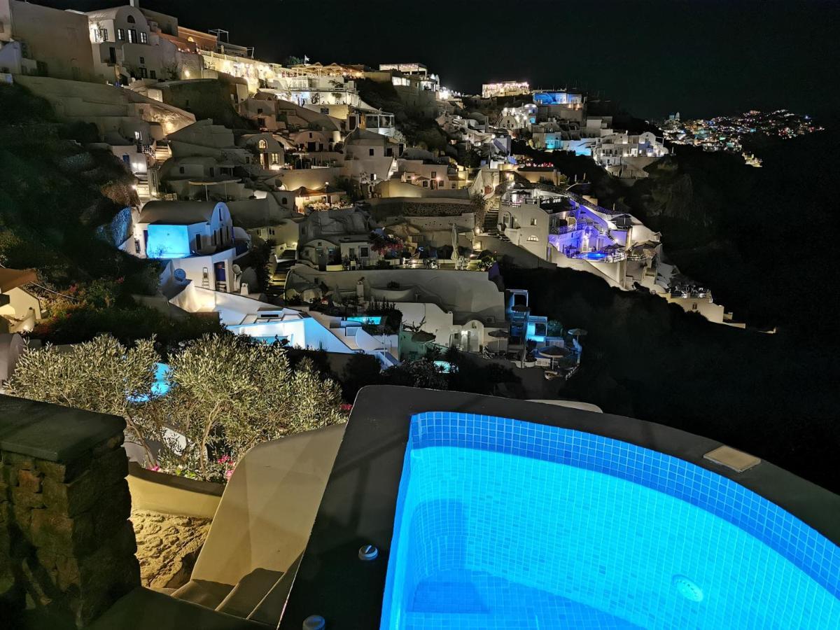 Two-Bedroom Villa Caldera View