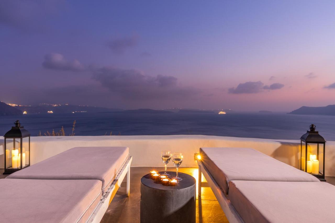 Deluxe Suite jetted tub Caldera View