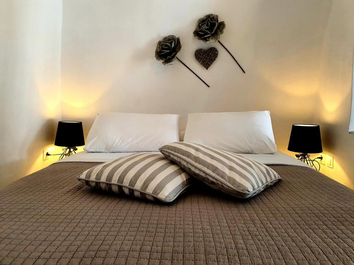 Two-Bedroom Villa Caldera View