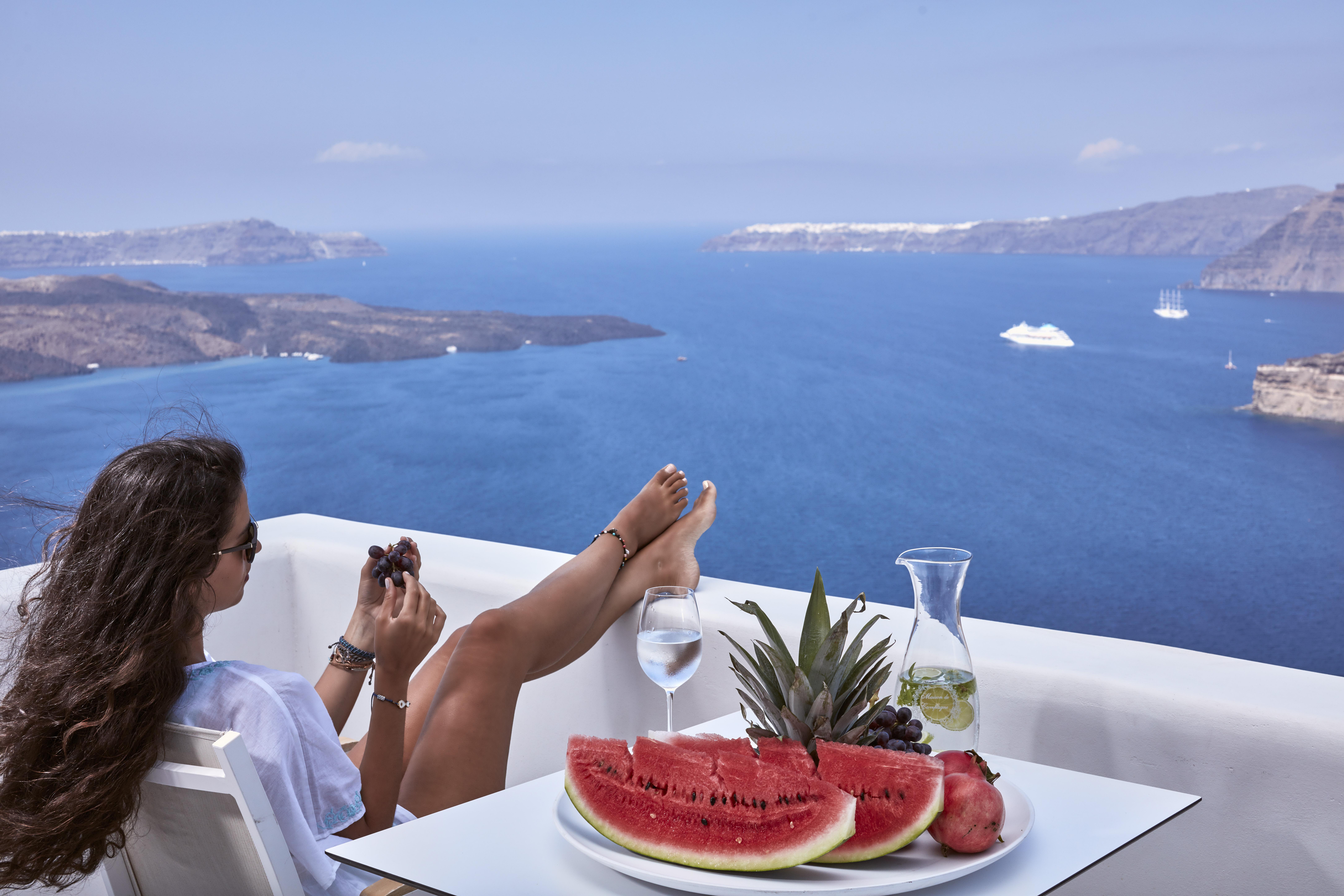 Red Suite Heated Plunge Pool Caldera View