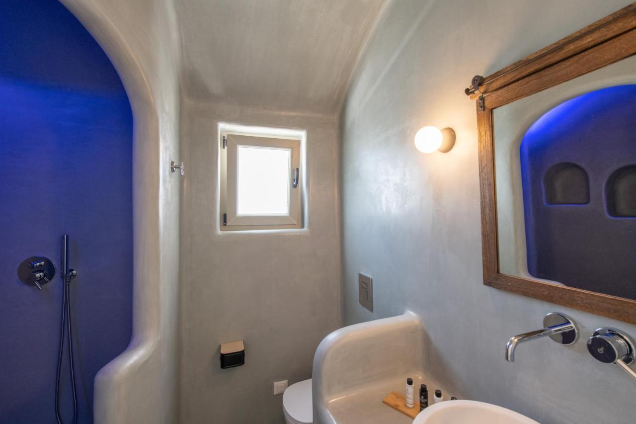 Deluxe Suite Spa Bath