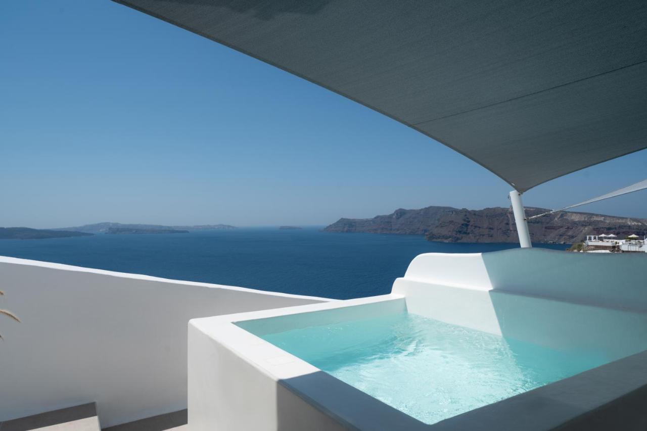 Deluxe Suite Caldera-Sea View Private Outdoor Hot Tub