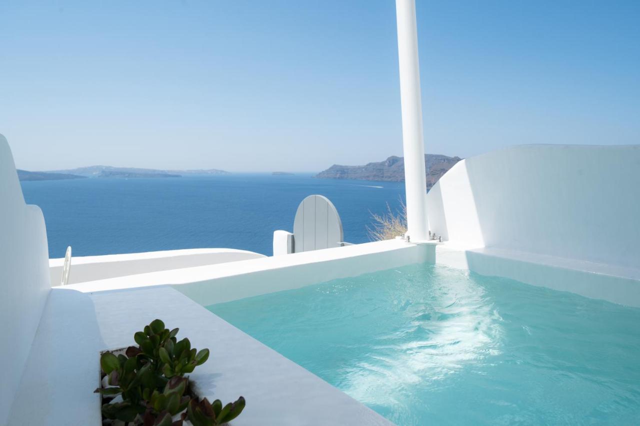 Junior Suite Caldera-Sea View Private Outdoor Hot Tub