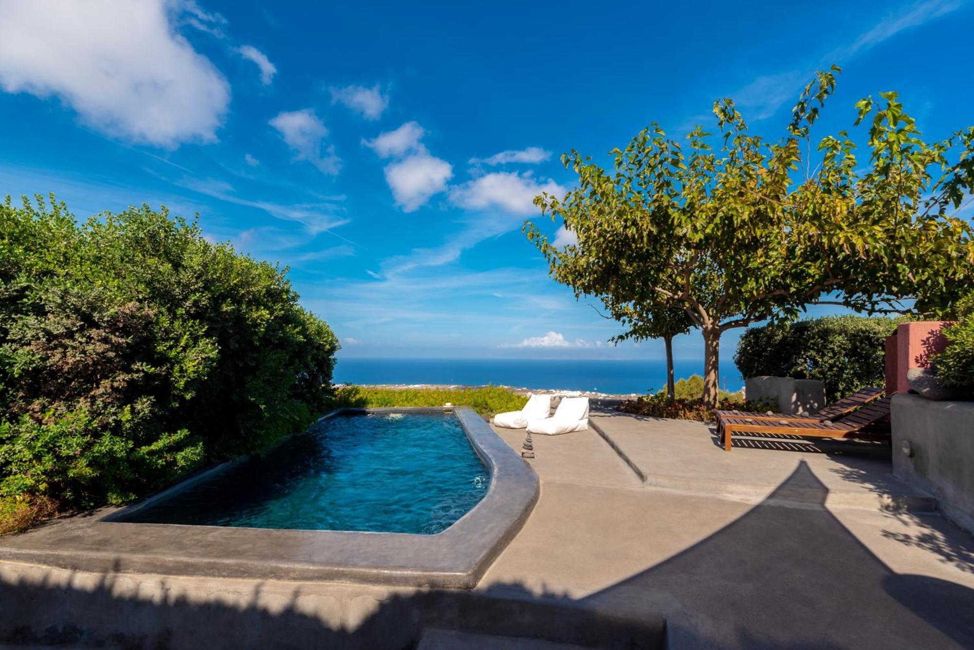 Deluxe Studio Private Pool