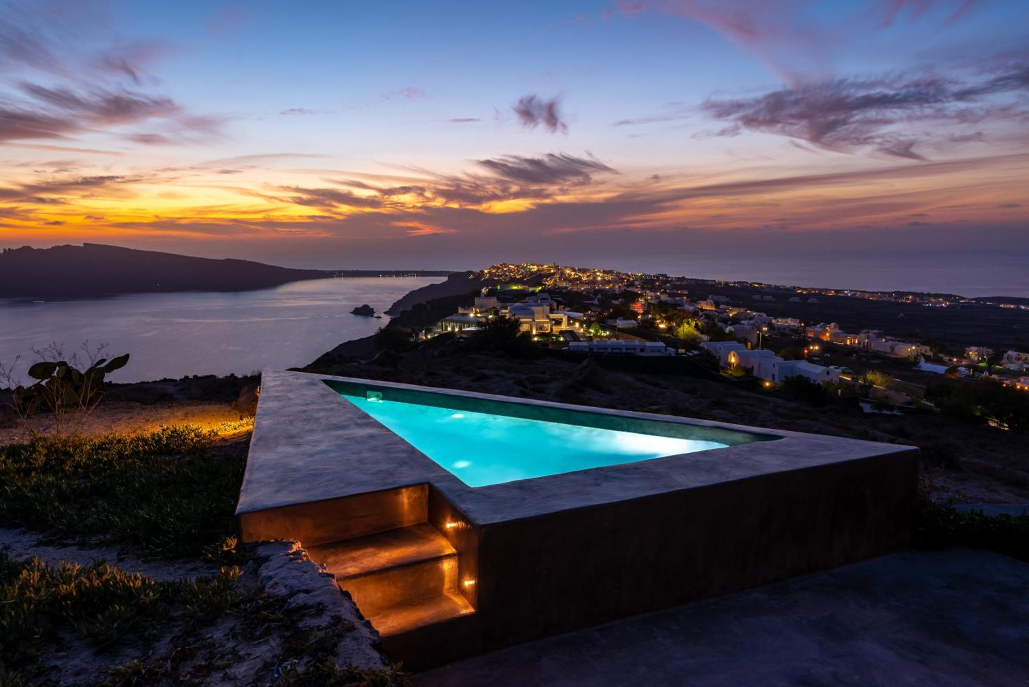 Deluxe 2 Bedroom Villa Private Pool & Outdoor Hot Tub