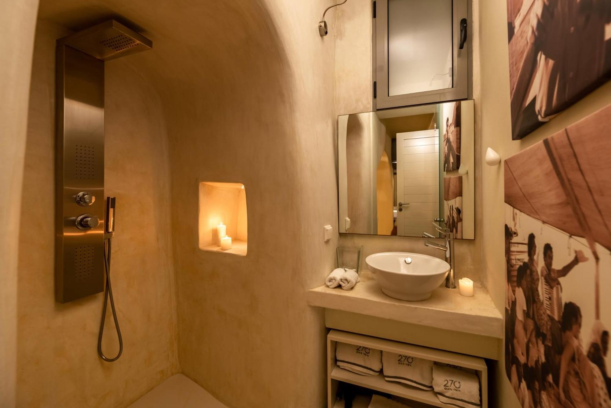 2 Bedroom Villa Private Pool & Outdoor Hot Tub