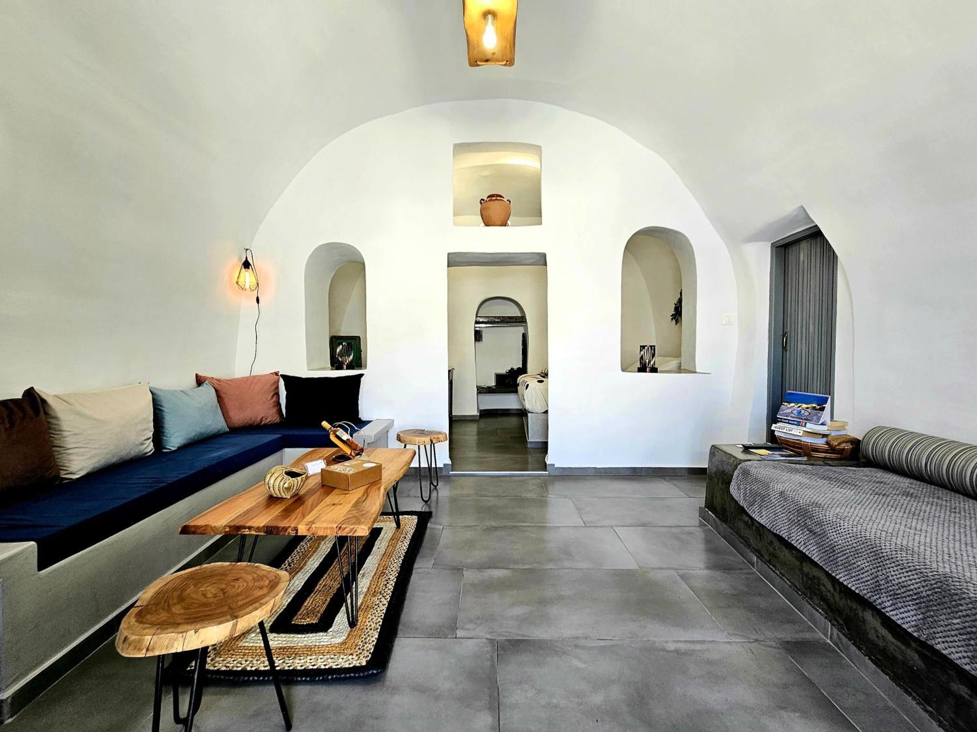 Two-Bedroom Villa Caldera View
