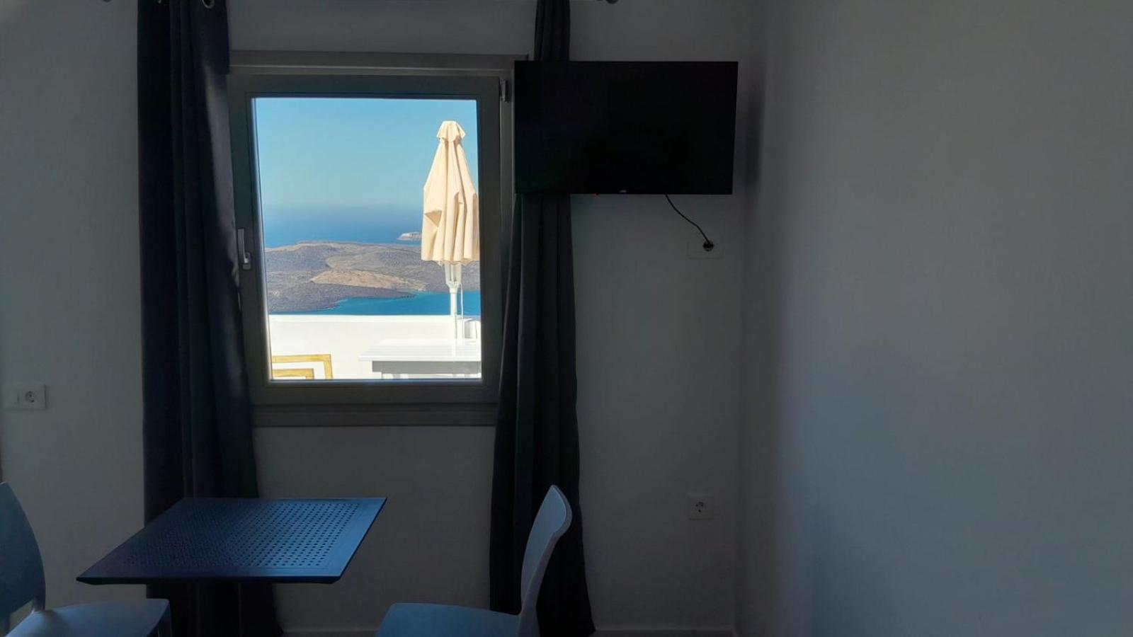 Junior Suite Caldera View