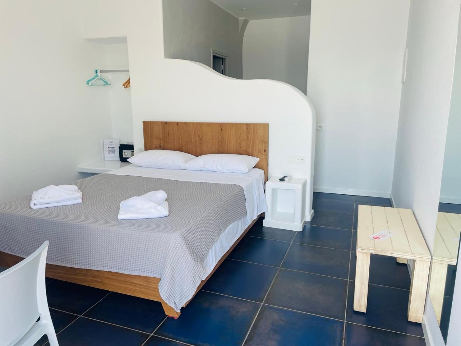 Junior Suite Caldera View