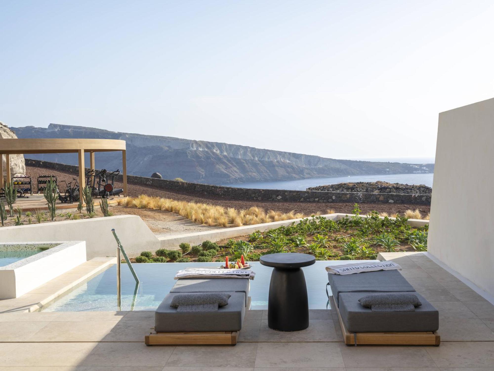 Majestic Sunset & Sea View Suite Pool & Jacuzzi
