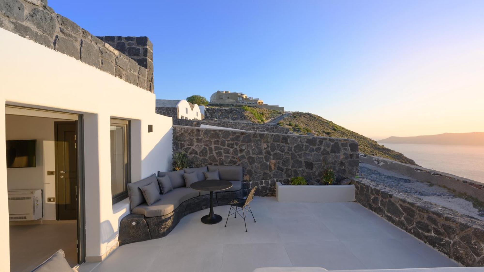 Suite Heated Plunge Pool