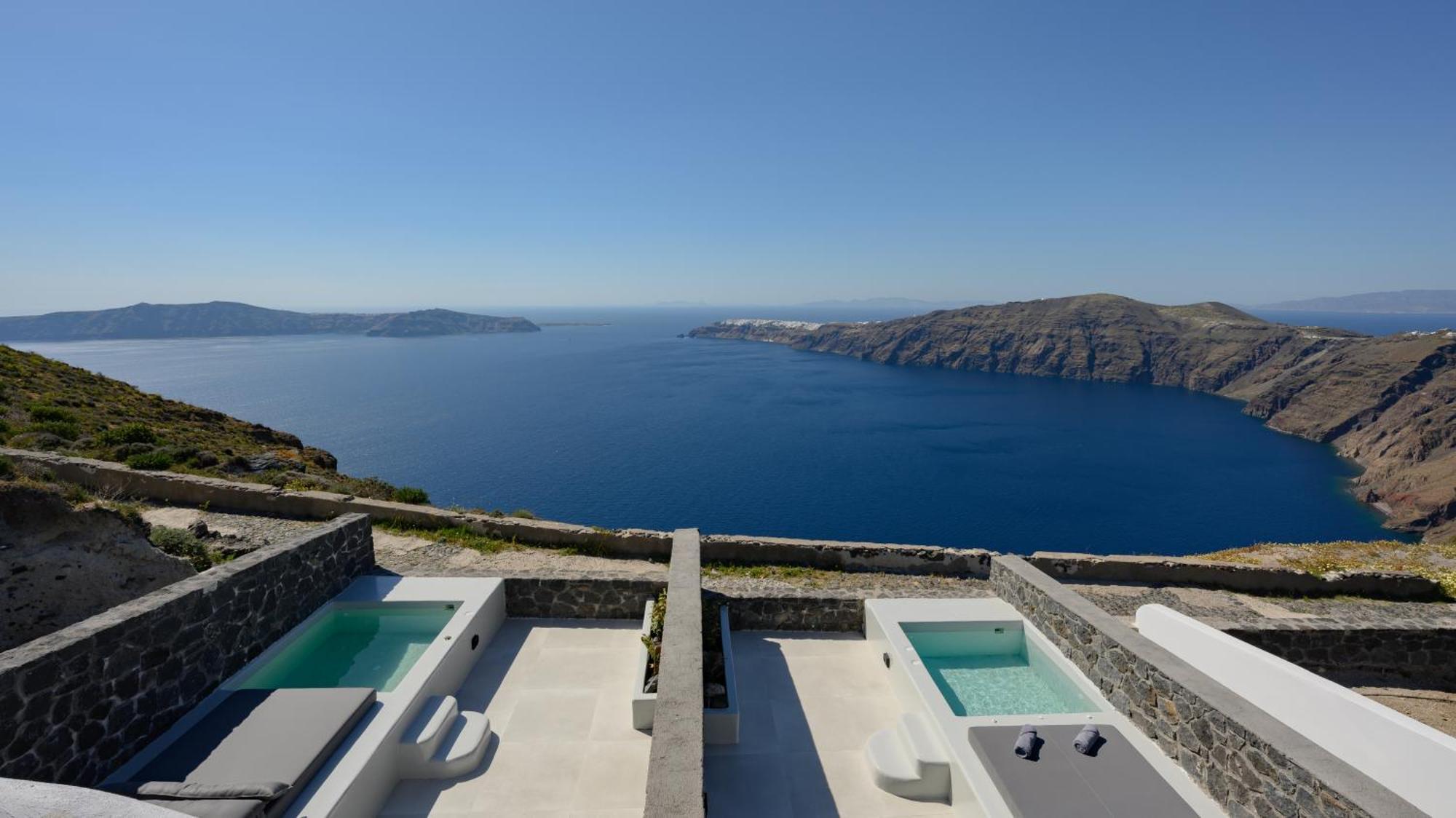 Dome Suite Heated Plunge Pool