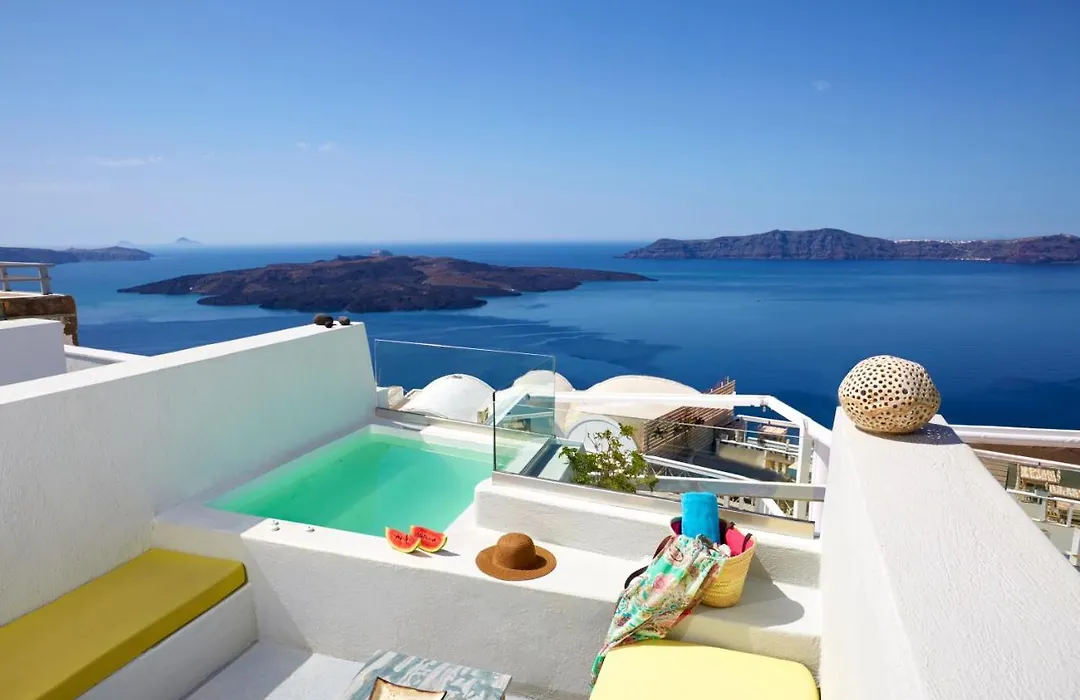 Central Cliff Suites-1