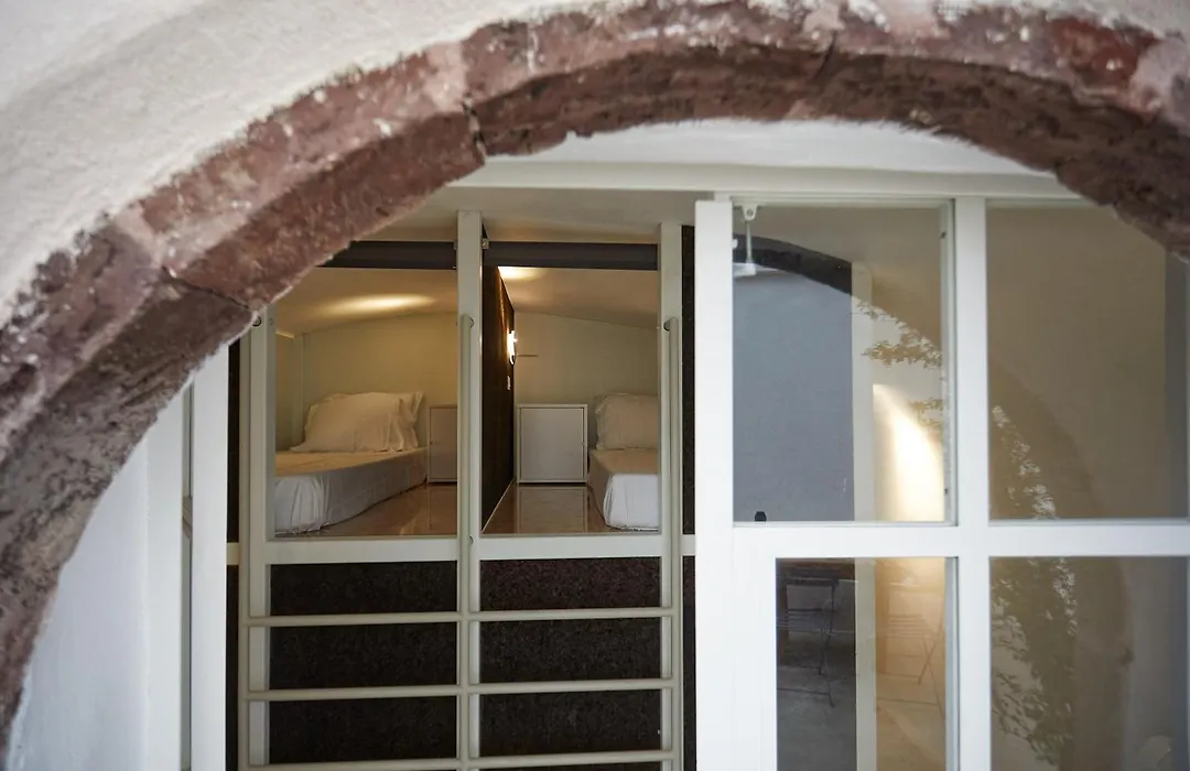 Hostel 16 Oia-1