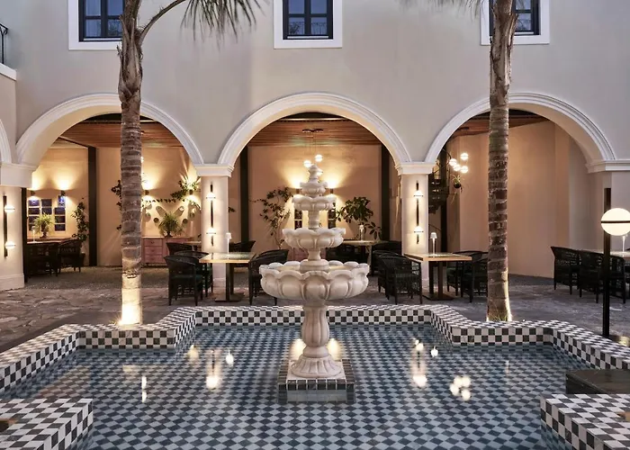 5 Sterne Hotels in Santorin