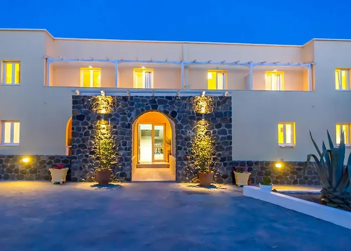 Pyrgos Kallistis hotels near Megalochori