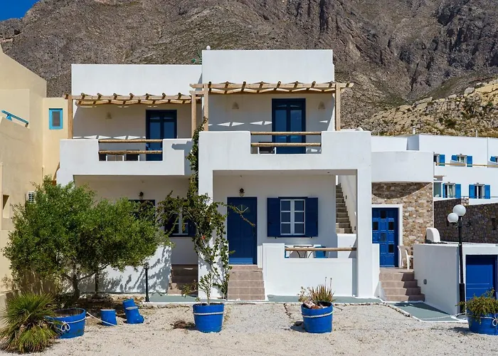 Marousi Suites Perissa 