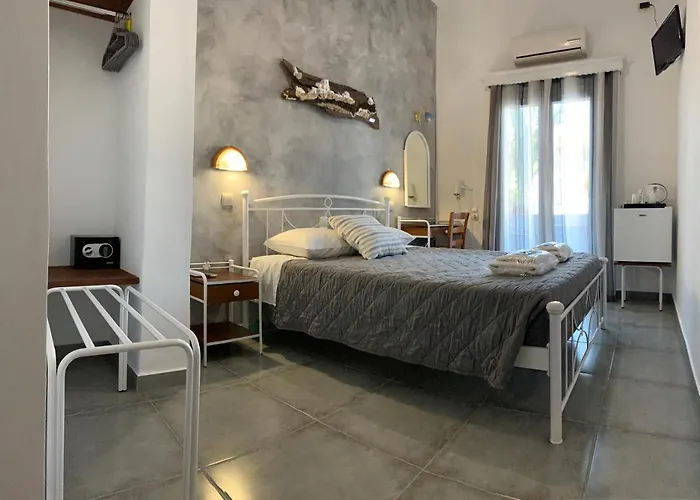 Hotels mit Schwimmbad in Fira (Santorini)