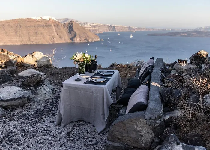 Aparthotel Nimbus Santorini Oia 