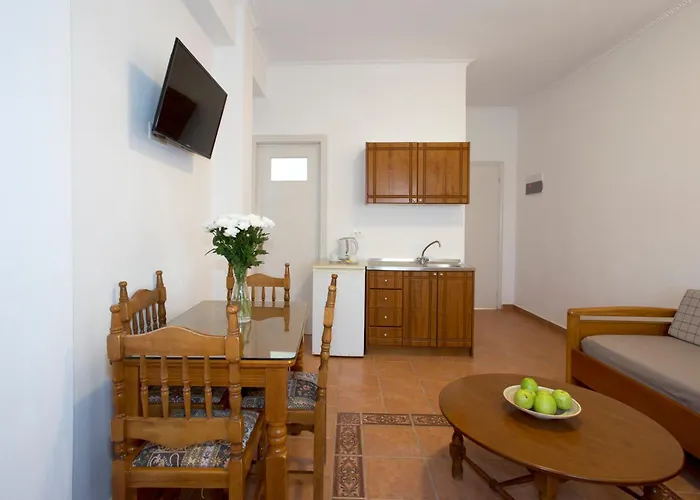 Alexandra Hotel Kamari 