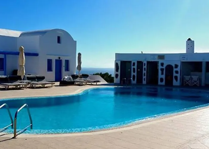 Hoteles de 3 Estrellas en Oia (Santorini) 