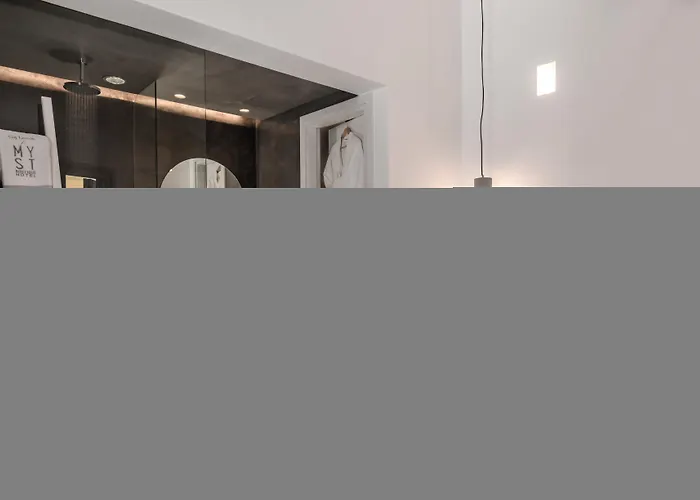 Myst Boutique Hotel Oia  - 4 star Hotel