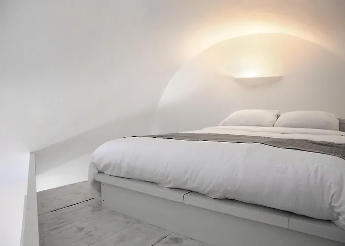 Hotel per famiglie a Imerovigli (Santorini)