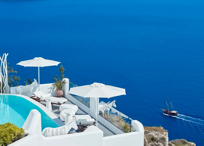 Pet friendly Canaves Sunday Oia 