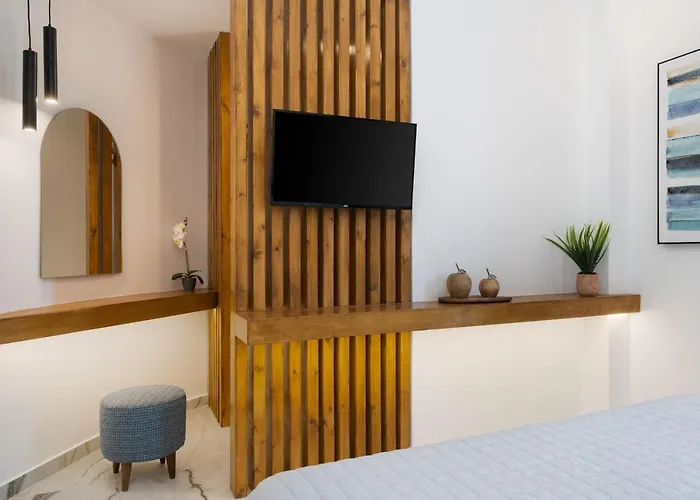 Hotels nahe Strand von Monolithos