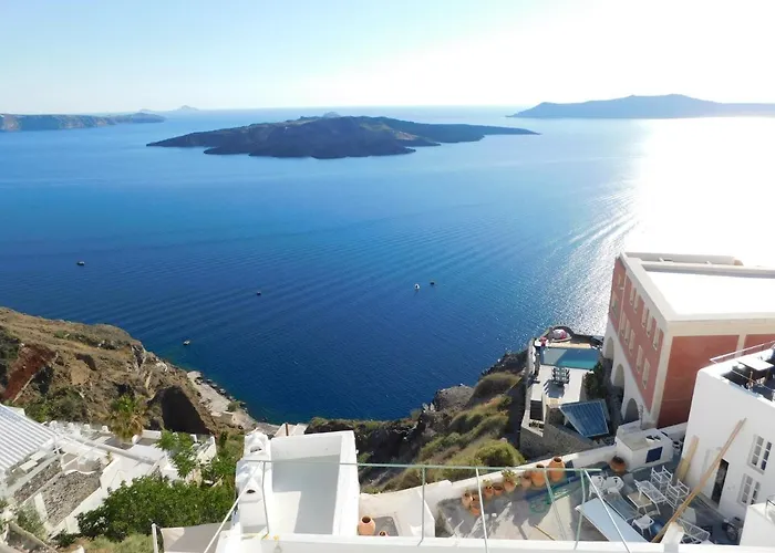 Ethereal Caldera Suites Φηρά