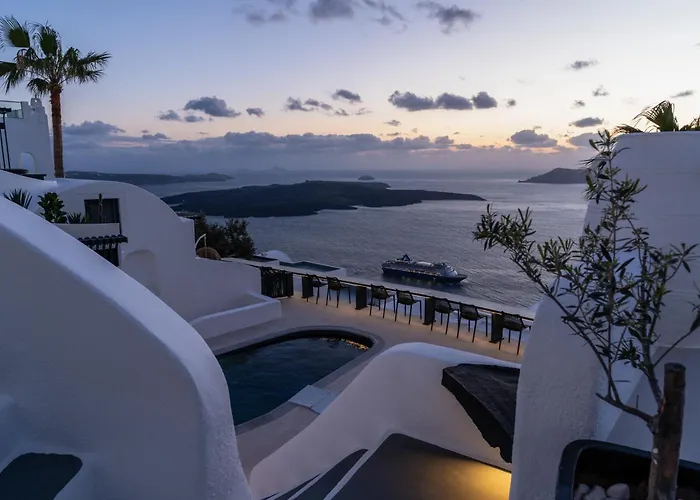 Mill Houses New Elegant Suites By Mr And Mrs White Fira  - 4 star Hotel