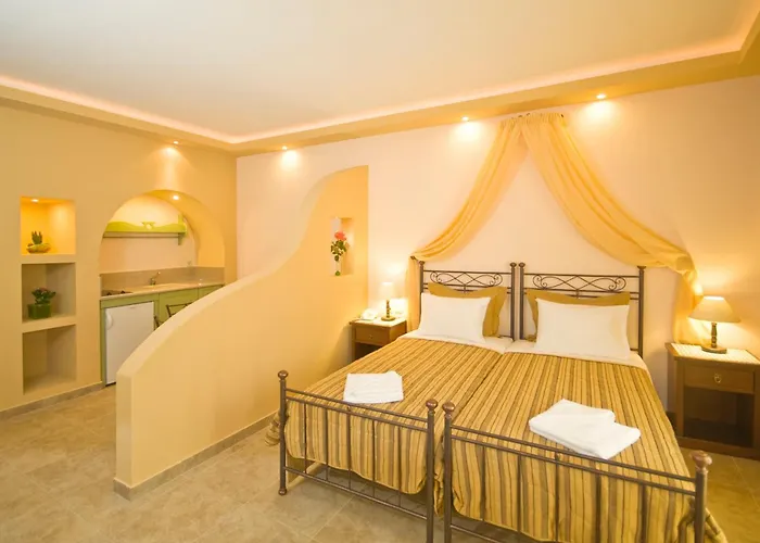 Anassa Deluxe Suites Kamari 