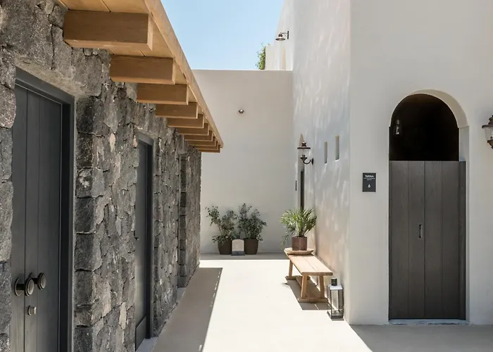 Istoria, A Member Of Design Hotels Περίβολος