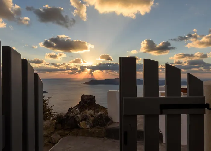 Hotels nahe Hafen Santorin