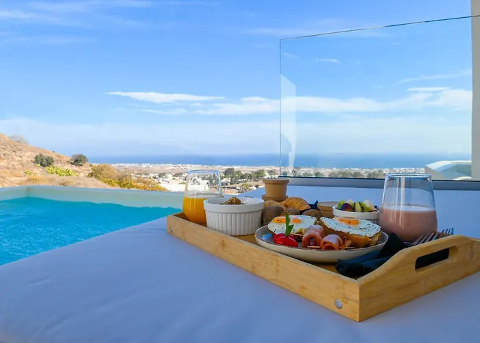 Maeva Suites Santorini Pyrgos Kallistis