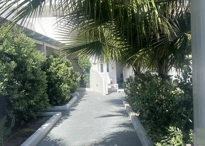 Ambience Suites Φηρά