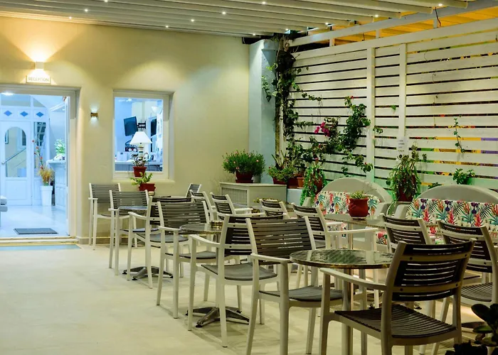 Akis Hotel Kamári acceptant les animaux