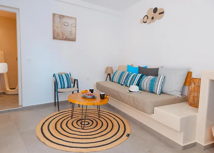 Tre Fiori - The Retreat Suites Fira 