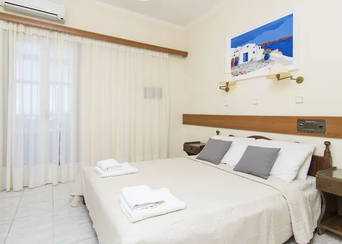 Holiday Beach Resort Santorini Perissa 