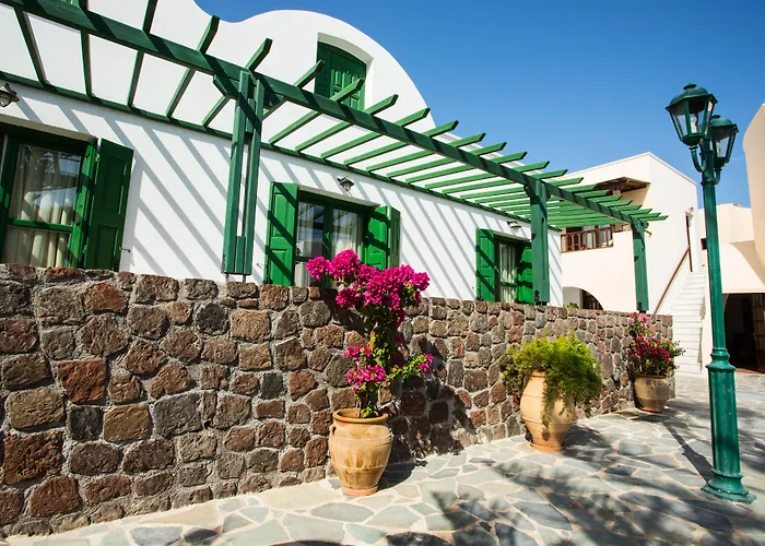Hotel Mathios Akrotiri 
