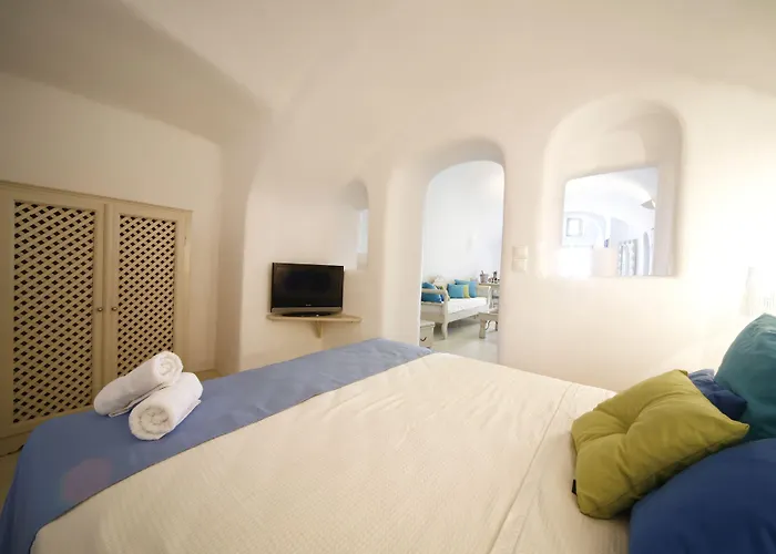 Chroma Suites Οία