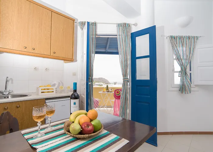 Pet friendly Cultural House Aparthotel Pyrgos Kallistis