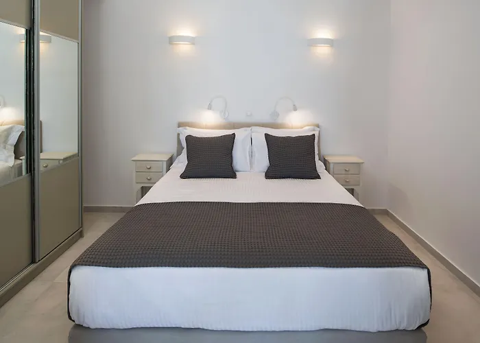 Altemar Suites Fira 