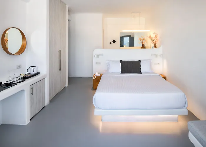 Pyrgos Kallistis City Center Hotels