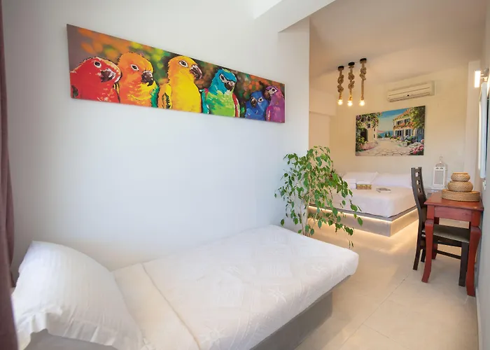 Arlene Suites Μεσαριά