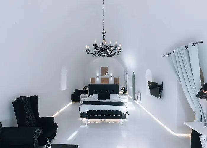 Privates Villa Opera Mansion Santorini Fira 