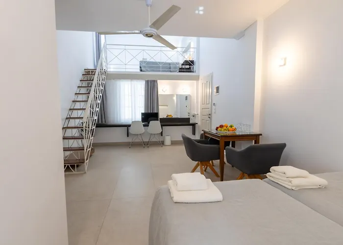 Kamari Beach Hotel