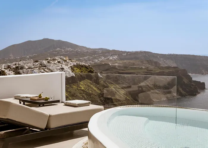 Aqua Luxury Suites By Nomee Hospitality Group Imerovigli 