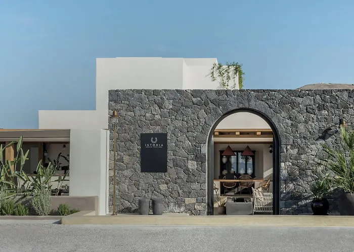 Perivolos (Santorini) Hotels
